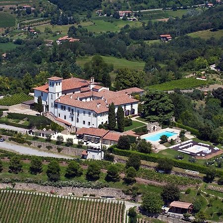 Castello Degli Angeli Hotel Carobbio degli Angeli Bagian luar foto