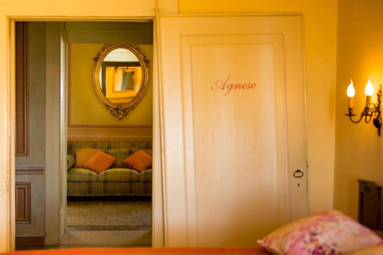 Castello Degli Angeli Hotel Carobbio degli Angeli Bagian luar foto