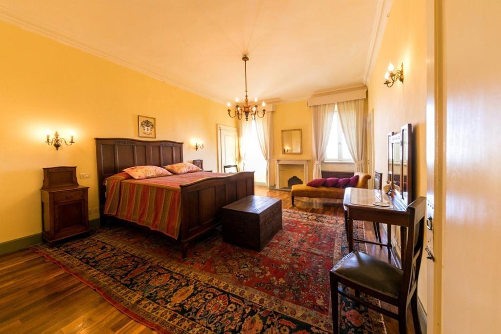 Castello Degli Angeli Hotel Carobbio degli Angeli Bagian luar foto